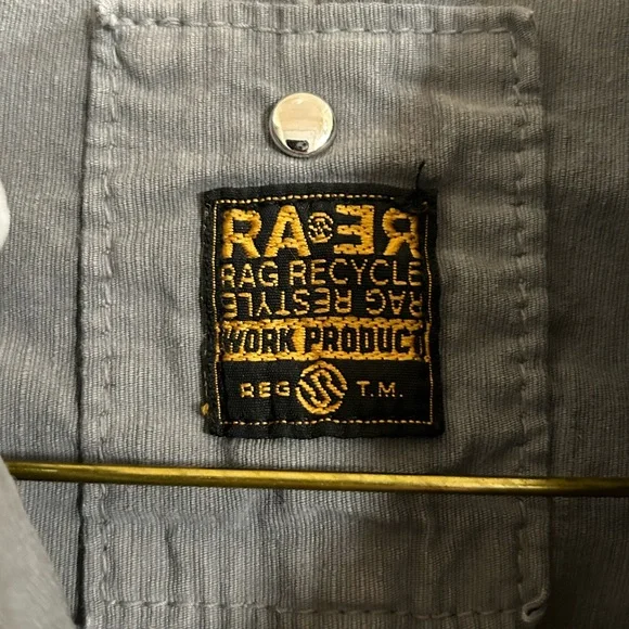 RAER/ RARE Rag Restyle Recycle Button Down Sleeve Less Women Size Medium - Picture 3 of 9